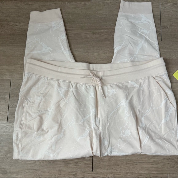 All in Motion Light Beige Women's Joggers - Picture 1 of 3